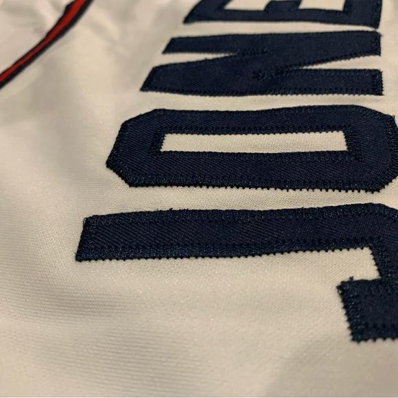 Chipper Jones Atlanta Braves Jersey Mens XL 1995 World Series Home White NWT - Picture 7 of 12